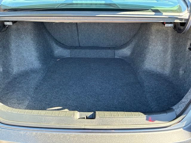 Used 2019 Honda Accord EX image 10