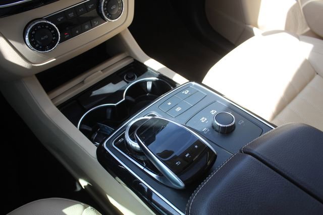 Used 2018 Mercedes-Benz GLE 350 4MATIC image 32