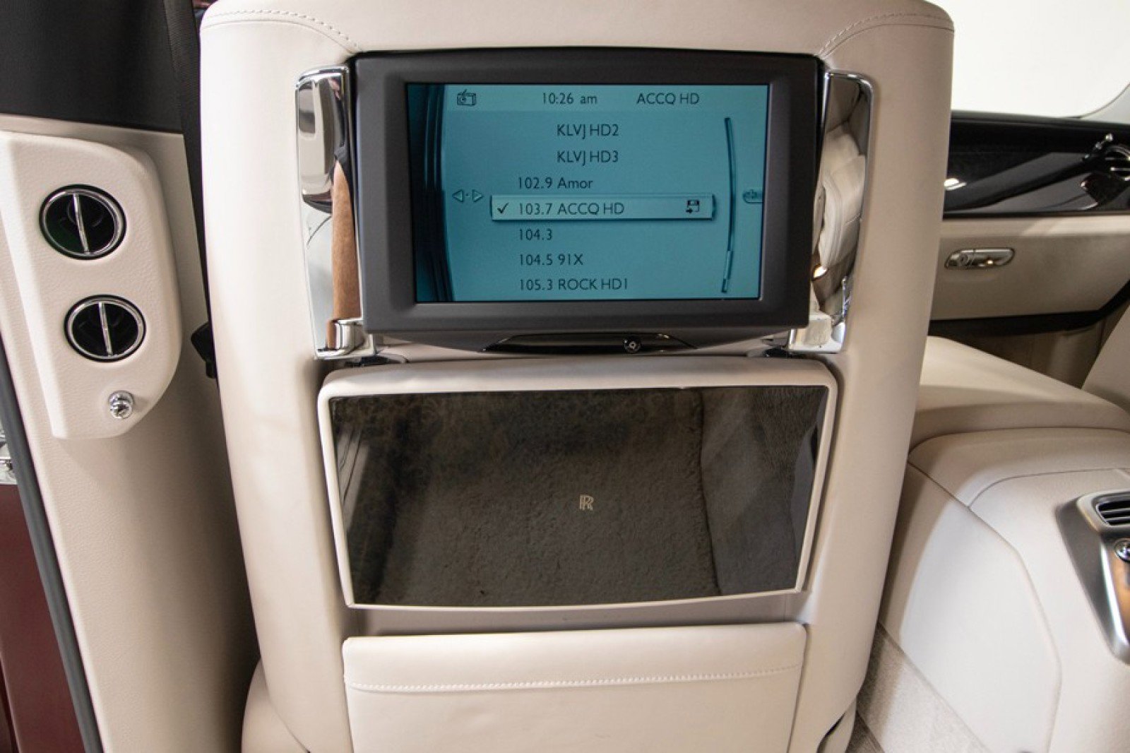 Used 2015 Rolls-Royce Ghost Extended Wheelbase image 8