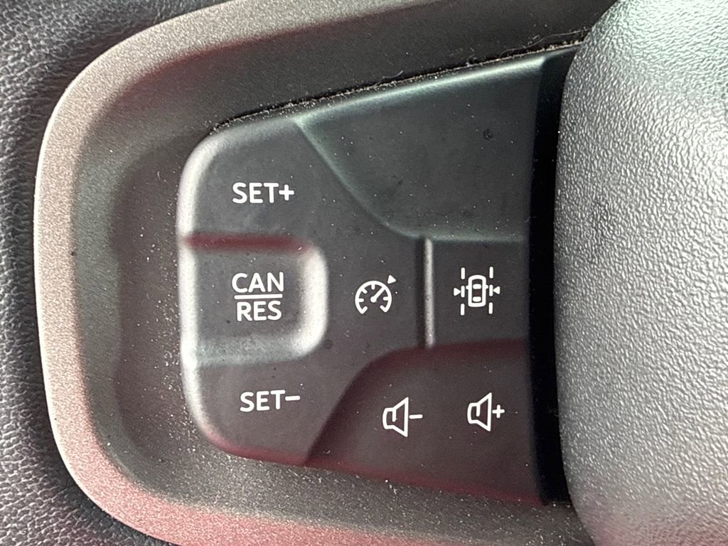 Used 2025 Ford Bronco Big Bend image 24