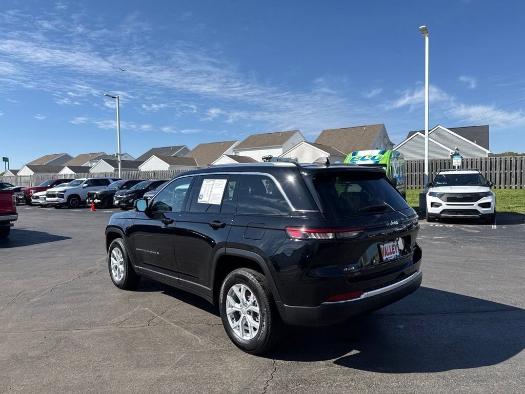 Used 2023 Jeep Grand Cherokee Limited AWD/4WD image 53