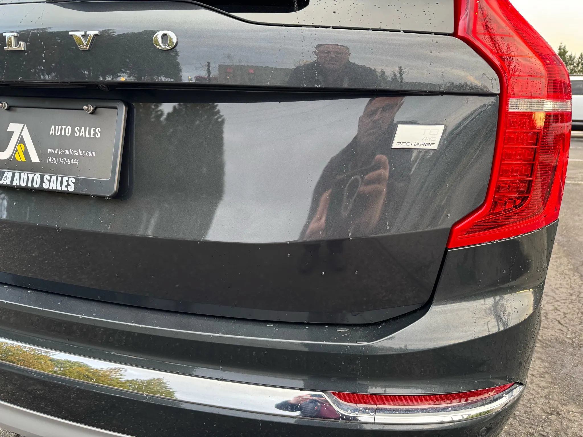 Used 2022 Volvo XC90 T8 Inscription Expression w/ Advanced Package AWD/4WD image 16