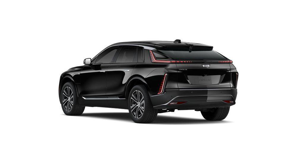 New 2027 Cadillac Lyriq Luxury w/ LPO, Floor Liner Package AWD/4WD image 7