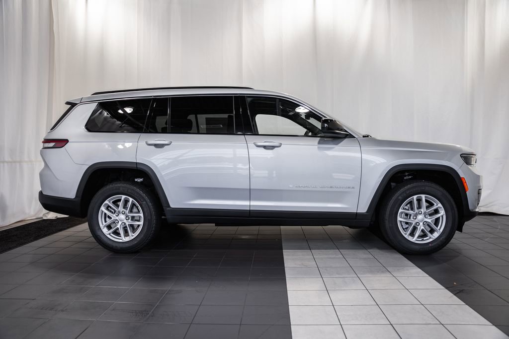 New 2025 Jeep Grand Cherokee L Laredo w/ Luxury Tech Group I image 3