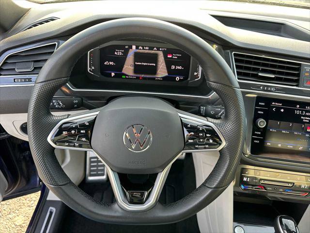 Used 2022 Volkswagen Tiguan SEL R-Line image 23