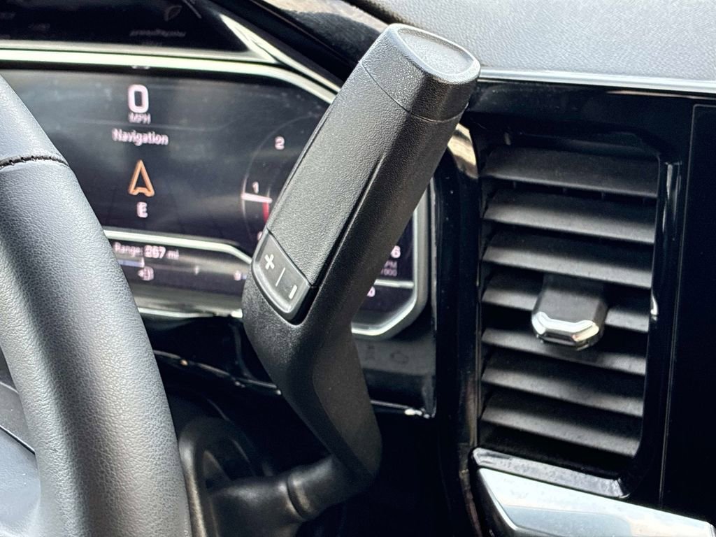 Used 2024 GMC Sierra 3500 SLE w/ SLE Value Package image 33