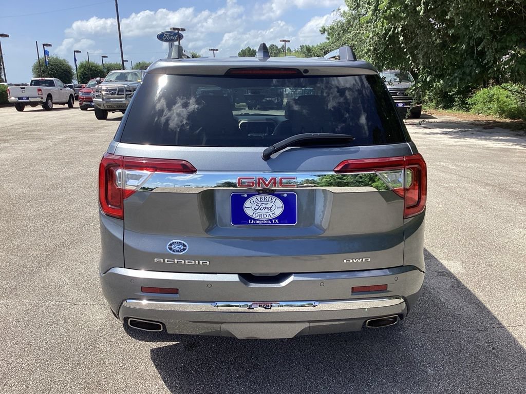 Used 2022 GMC Acadia Denali w/ Denali Technology Package AWD/4WD image 10