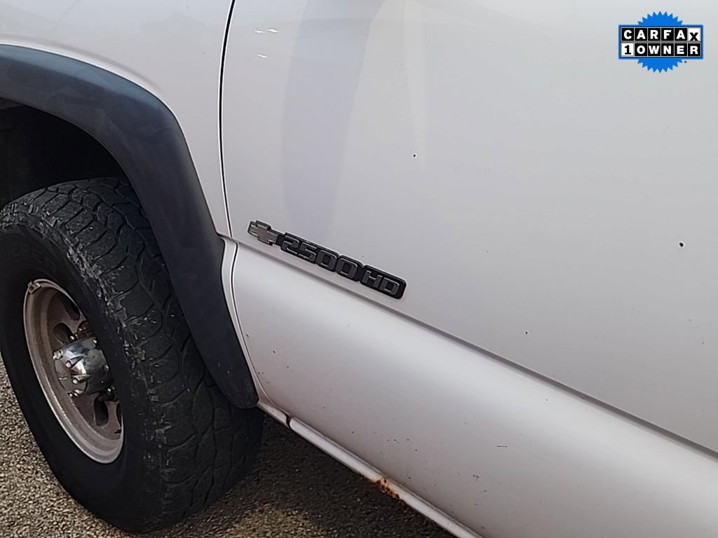 Used 2004 Chevrolet Silverado 2500 W/T w/ Snow Plow Prep Package image 4