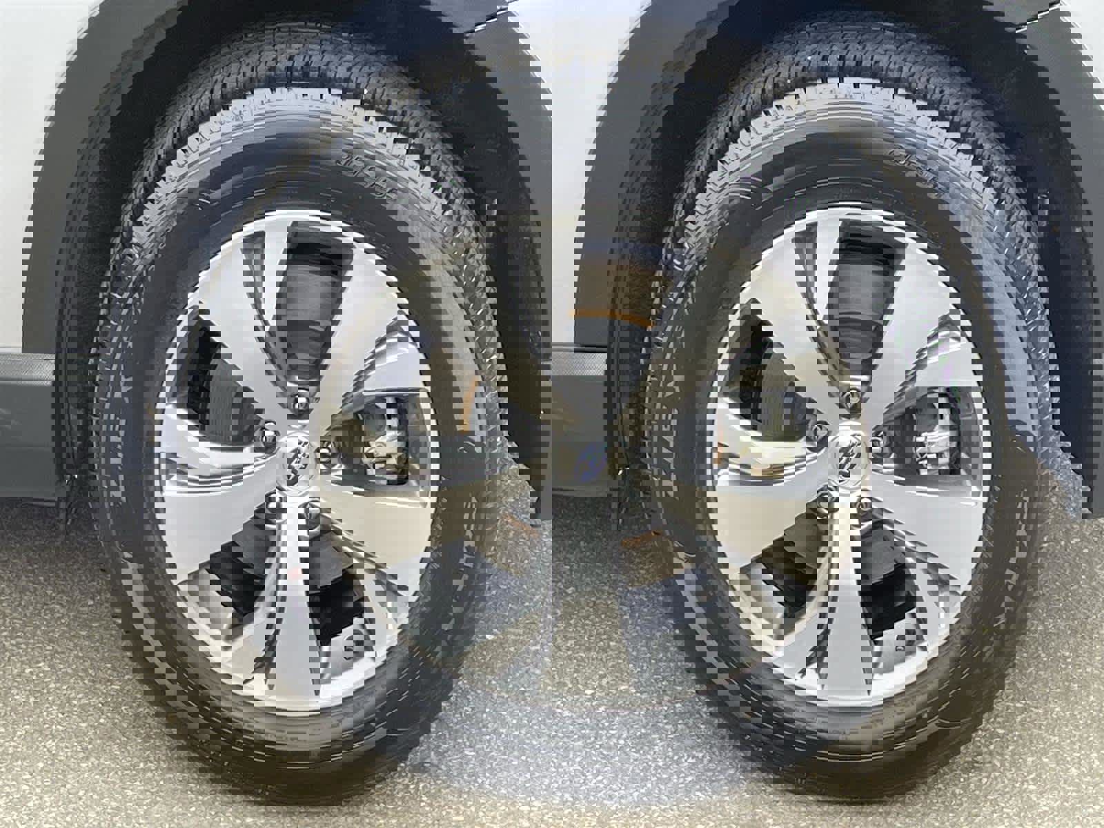 Certified 2024 Subaru Ascent Premium w/ Convenience Package image 11