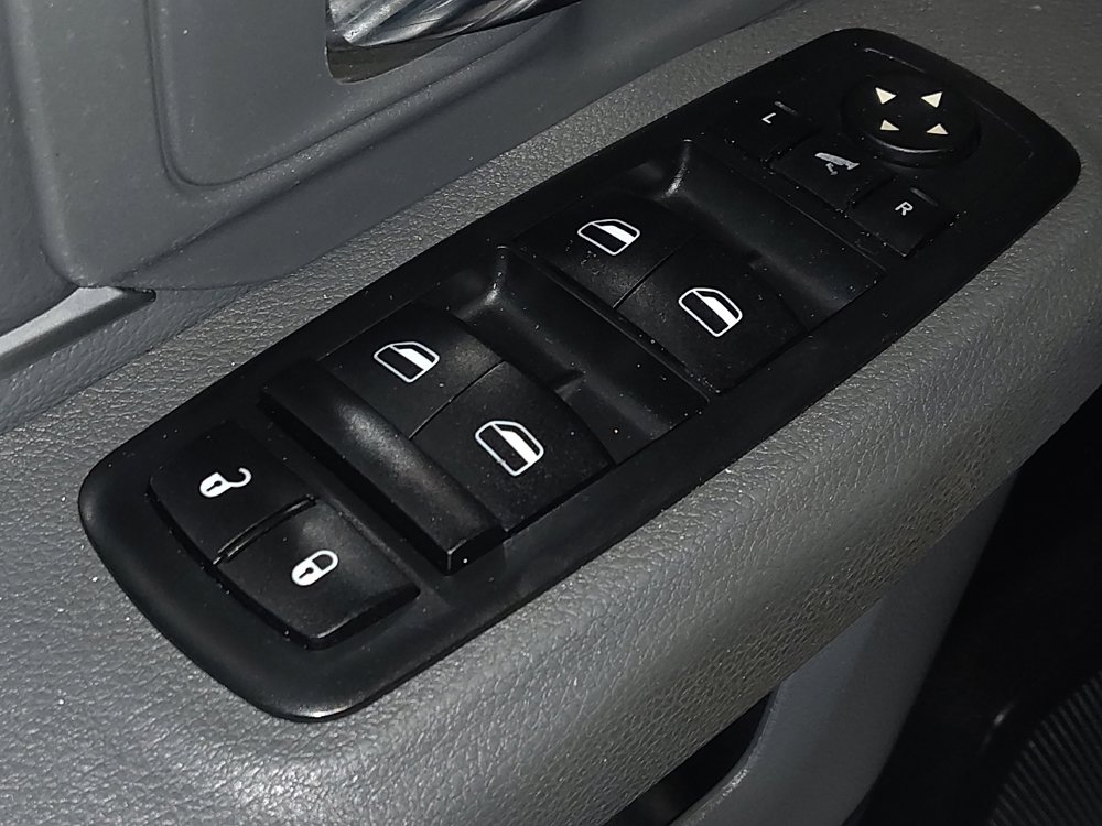 Used 2017 RAM 1500 Big Horn image 27