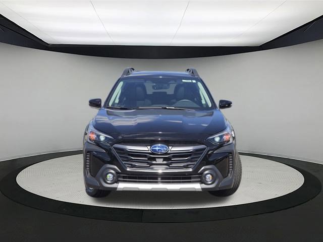 New 2025 Subaru Outback Limited image 2