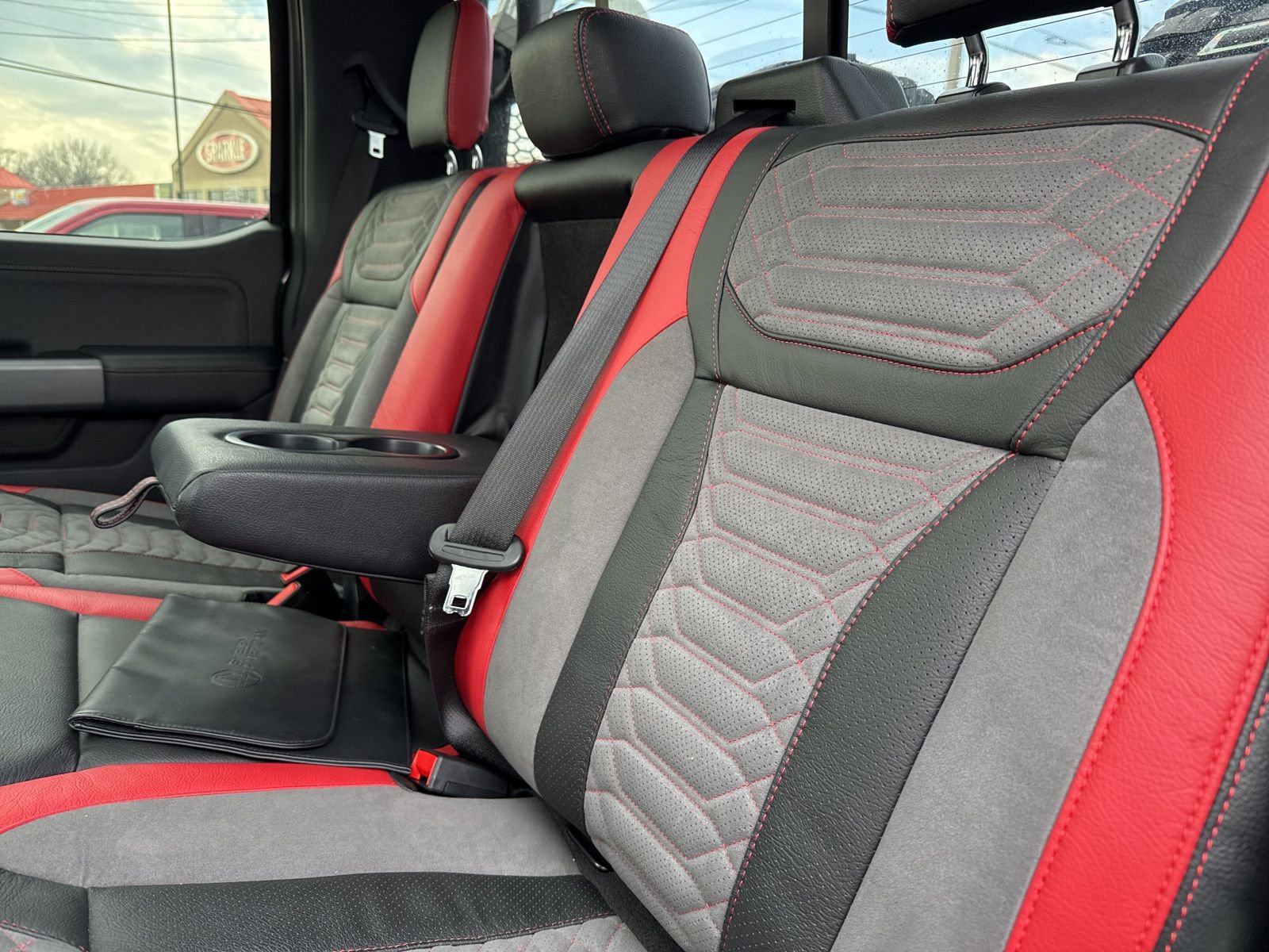 Used 2024 Ford F250 Lariat w/ Lariat Ultimate Package image 54