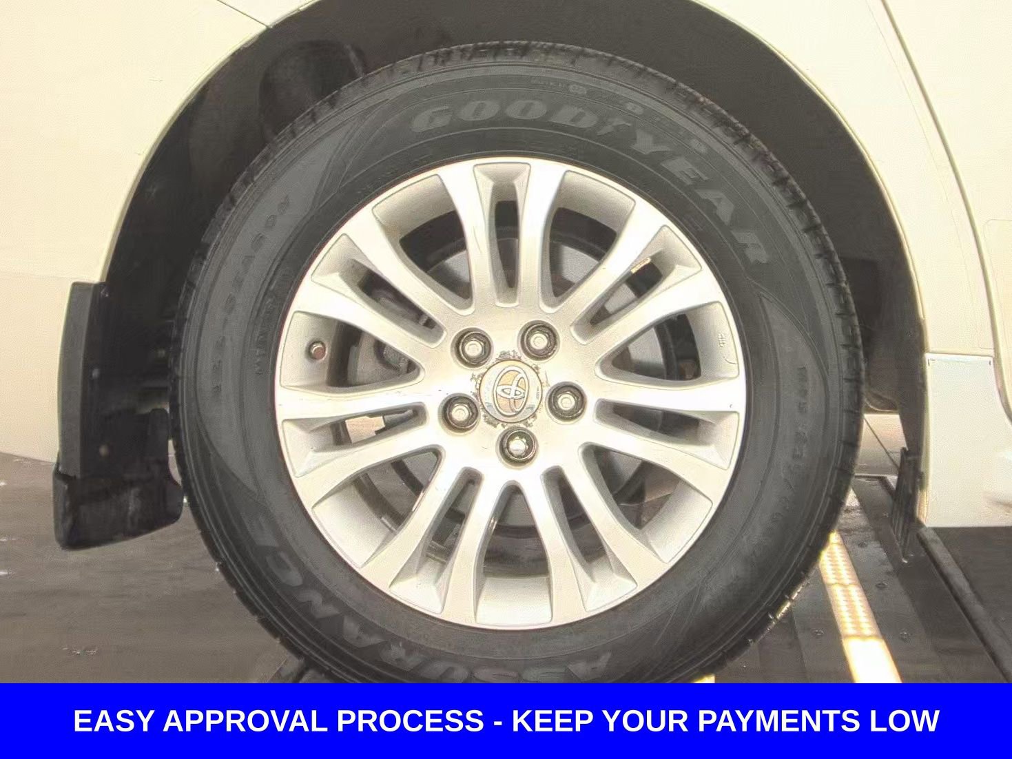 Used 2017 Toyota Sienna XLE Premium image 14