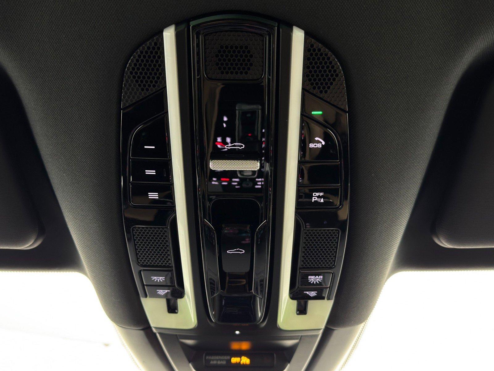 Used 2019 Porsche Cayenne E-Hybrid image 35