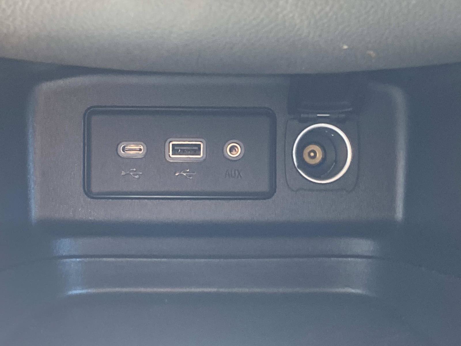 Used 2022 Chevrolet Equinox LT FWD image 25