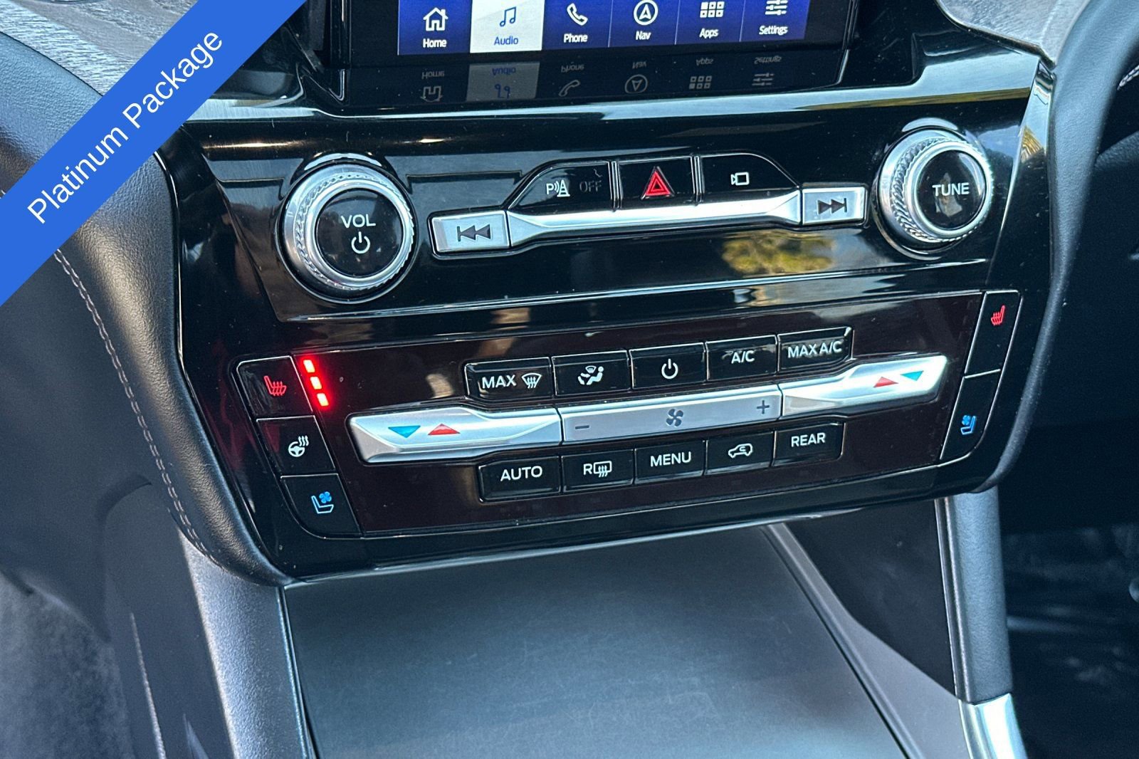 Certified 2022 Ford Explorer Platinum w/ Equipment Group 601A image 20