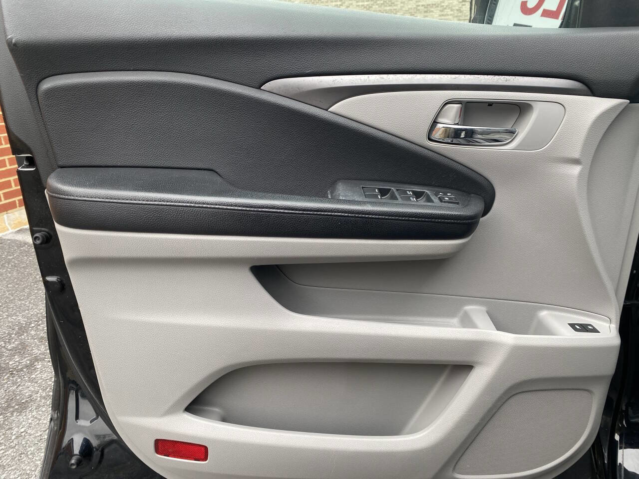 Used 2016 Honda Pilot EX-L image 9