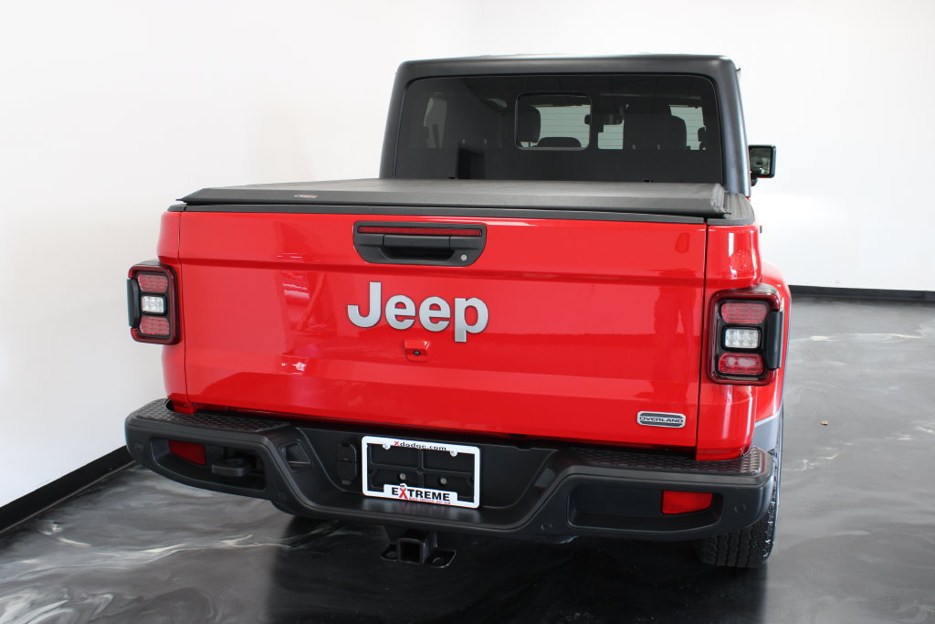 Used 2020 Jeep Gladiator Overland AWD/4WD image 6