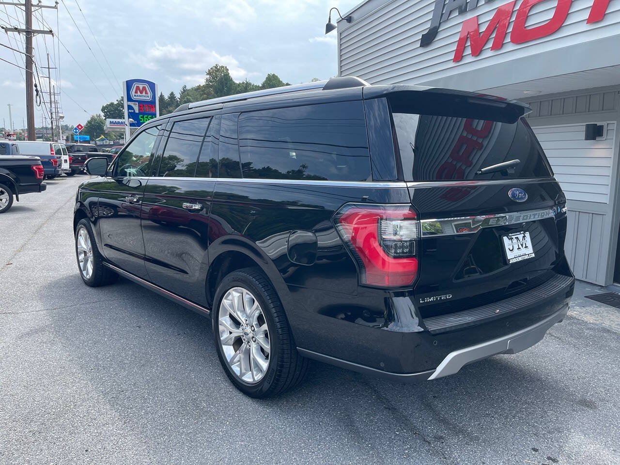 Used 2018 Ford Expedition Max Limited w/ Equipment Group 302A AWD/4WD image 6