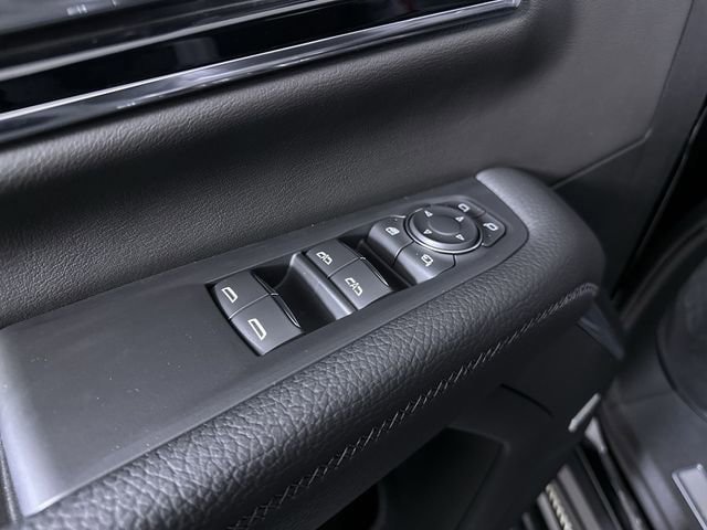 New 2026 GMC Yukon Denali w/ Sun & Power Step Package AWD/4WD image 25