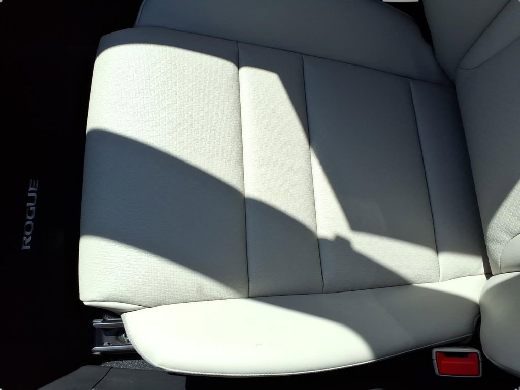 New 2026 Nissan Rogue SV FWD image 24