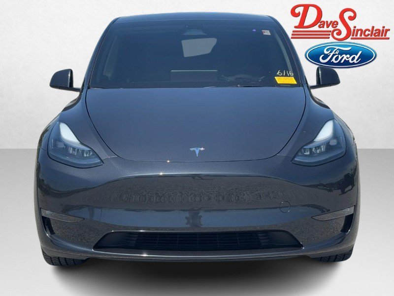 Used 2024 Tesla Model Y Long Range AWD/4WD image 2