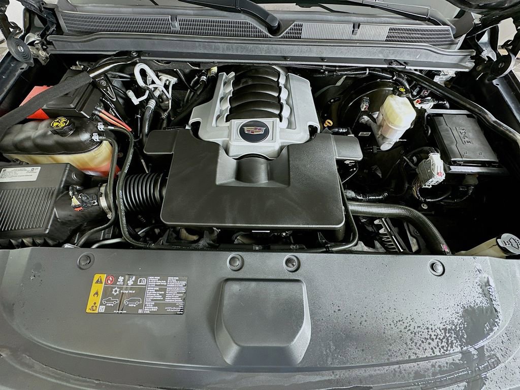 Used 2019 Cadillac Escalade Luxury image 33