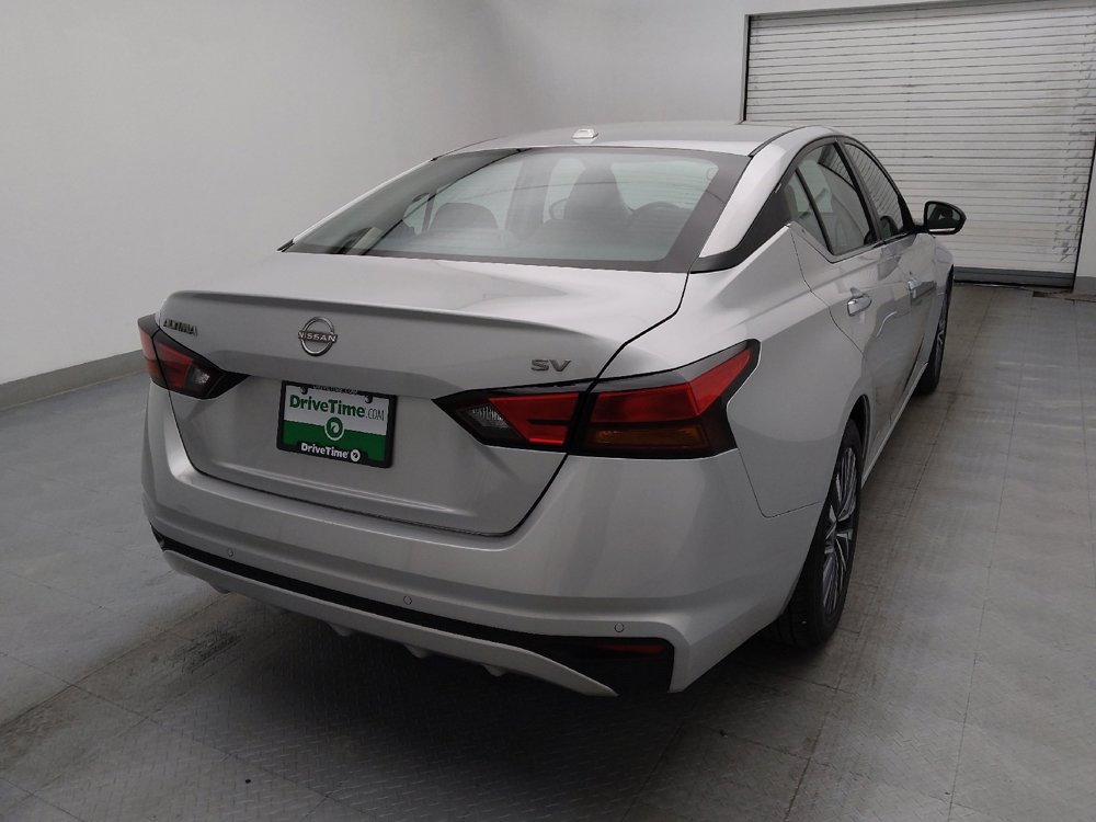 Used 2024 Nissan Altima 2.5 SV image 7