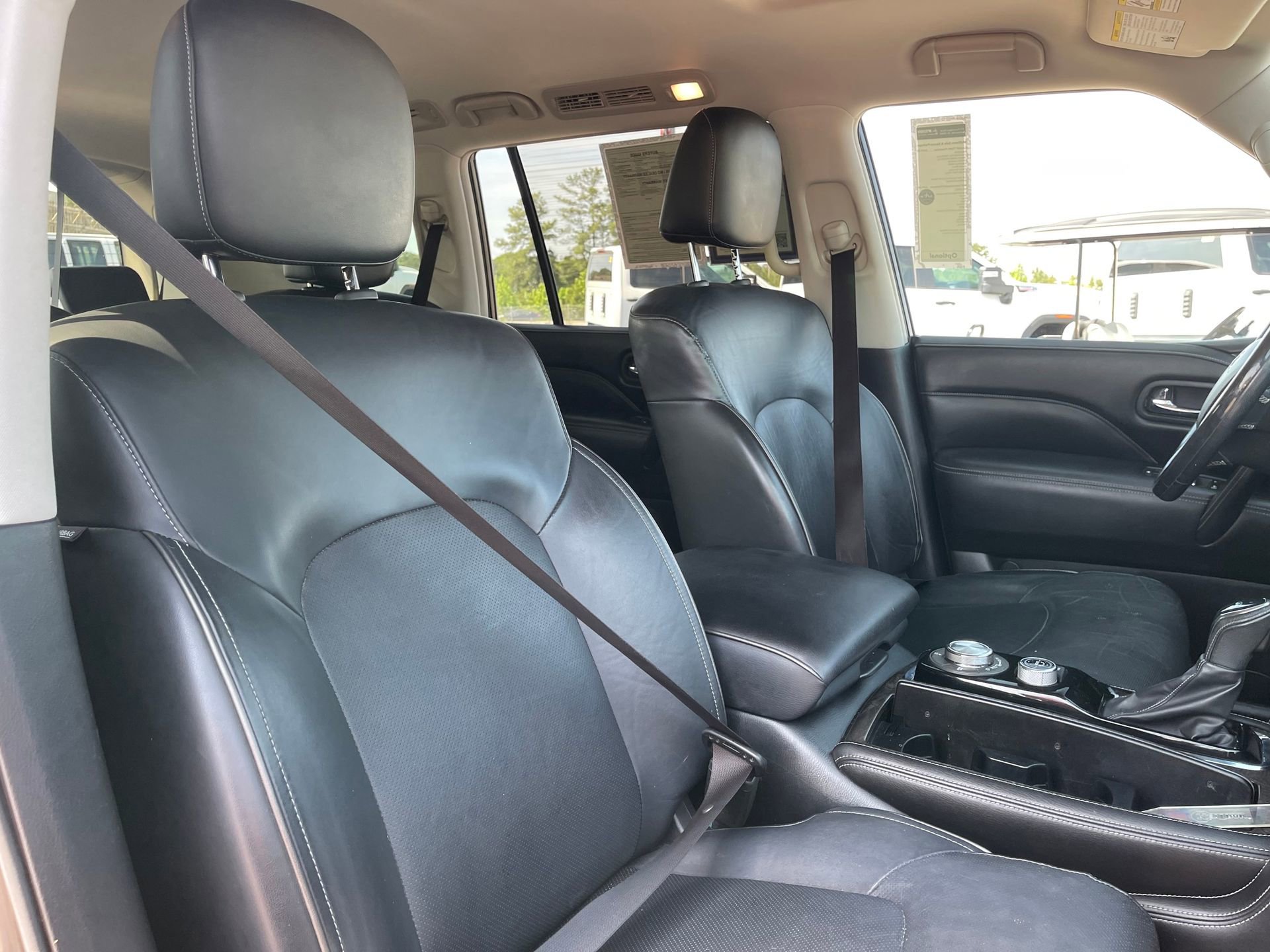 Used 2021 INFINITI QX80 Luxe AWD/4WD image 27