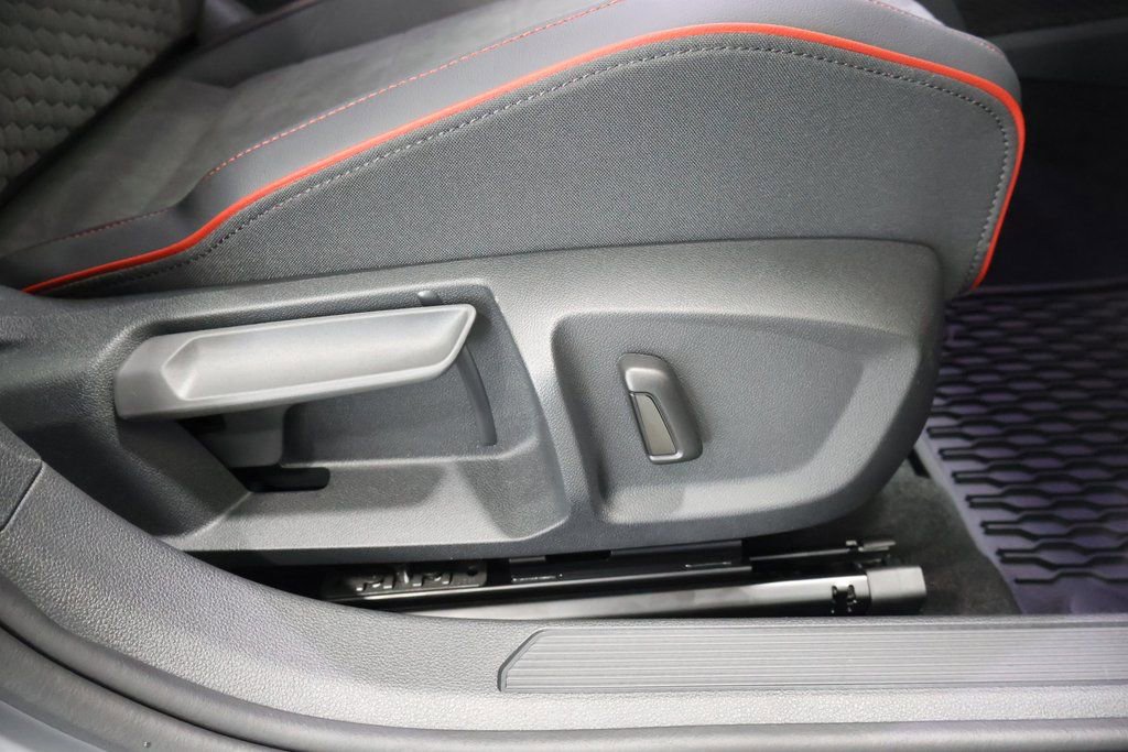 New 2026 Volkswagen GTI SE image 22