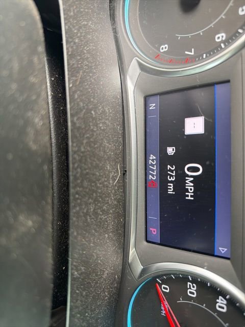 Used 2022 Chevrolet Traverse RS image 13