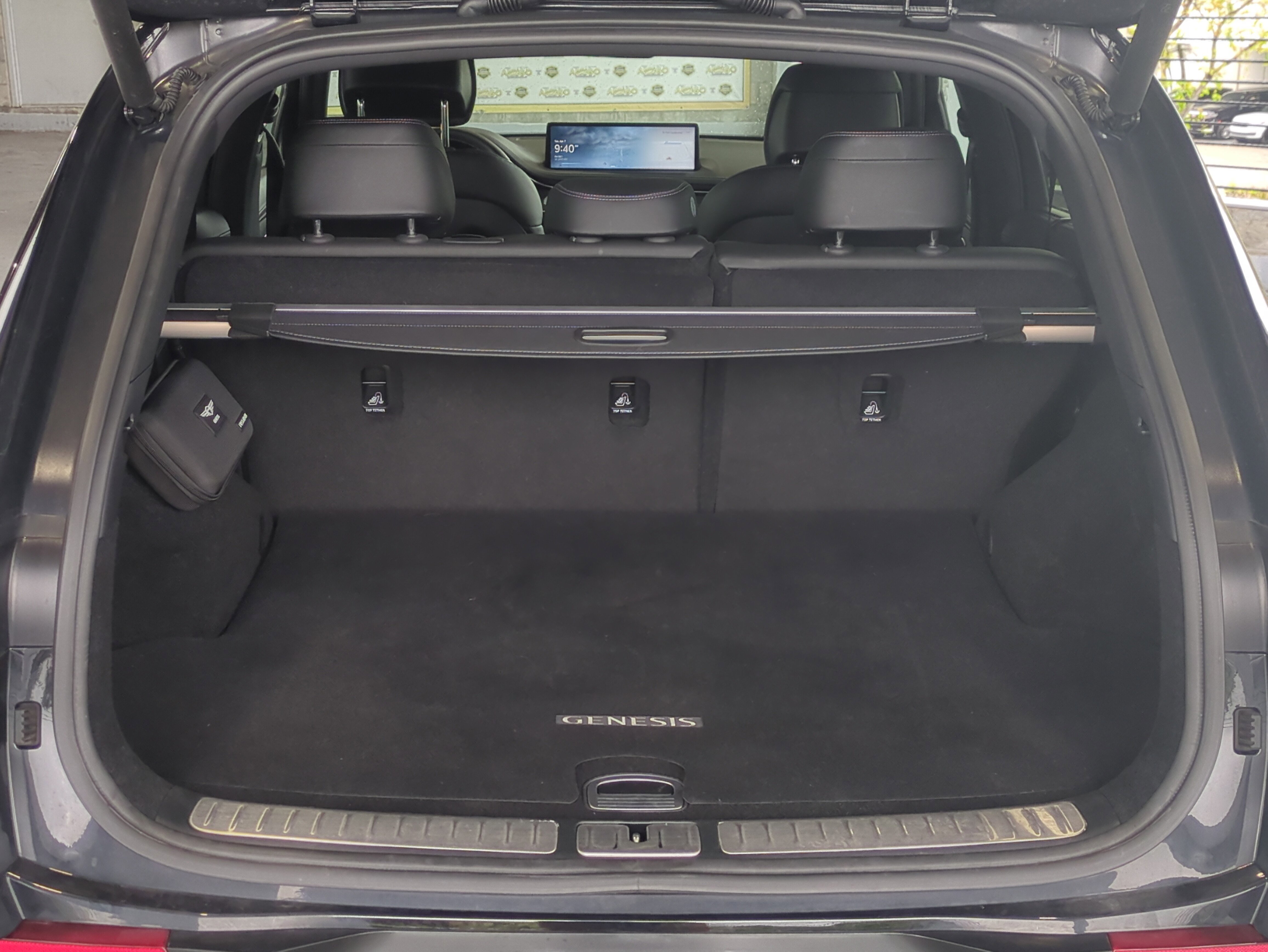 Used 2024 Genesis GV70 2.5T w/ Sport Prestige Package image 13