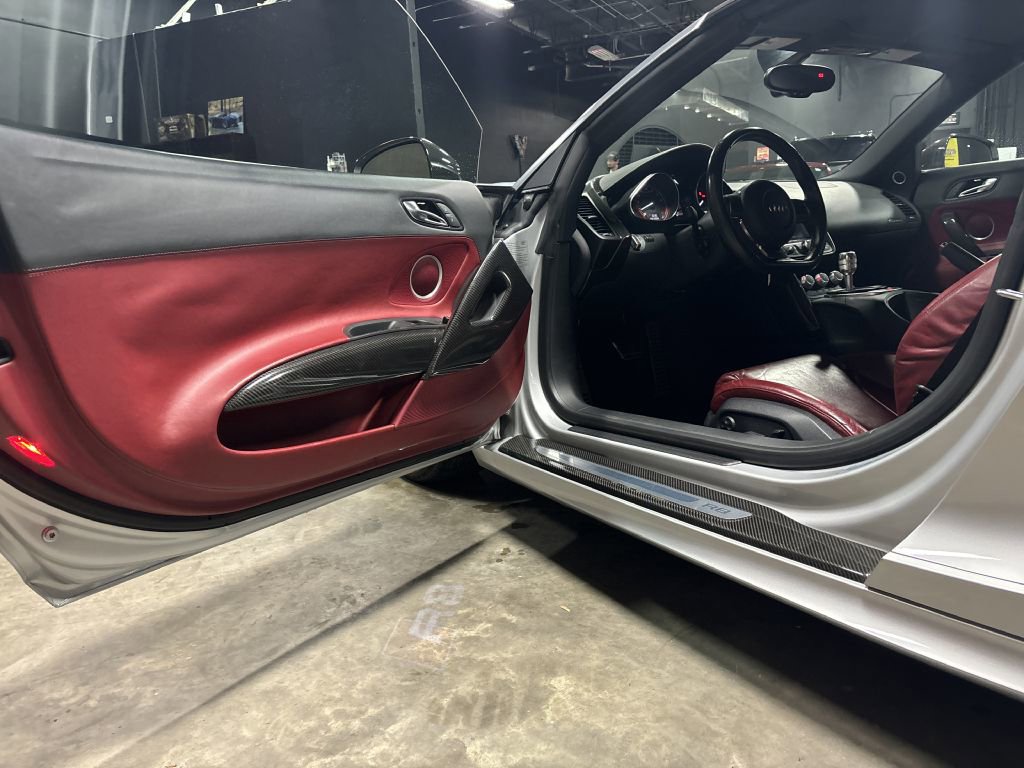 Used 2011 Audi R8 V10 image 47