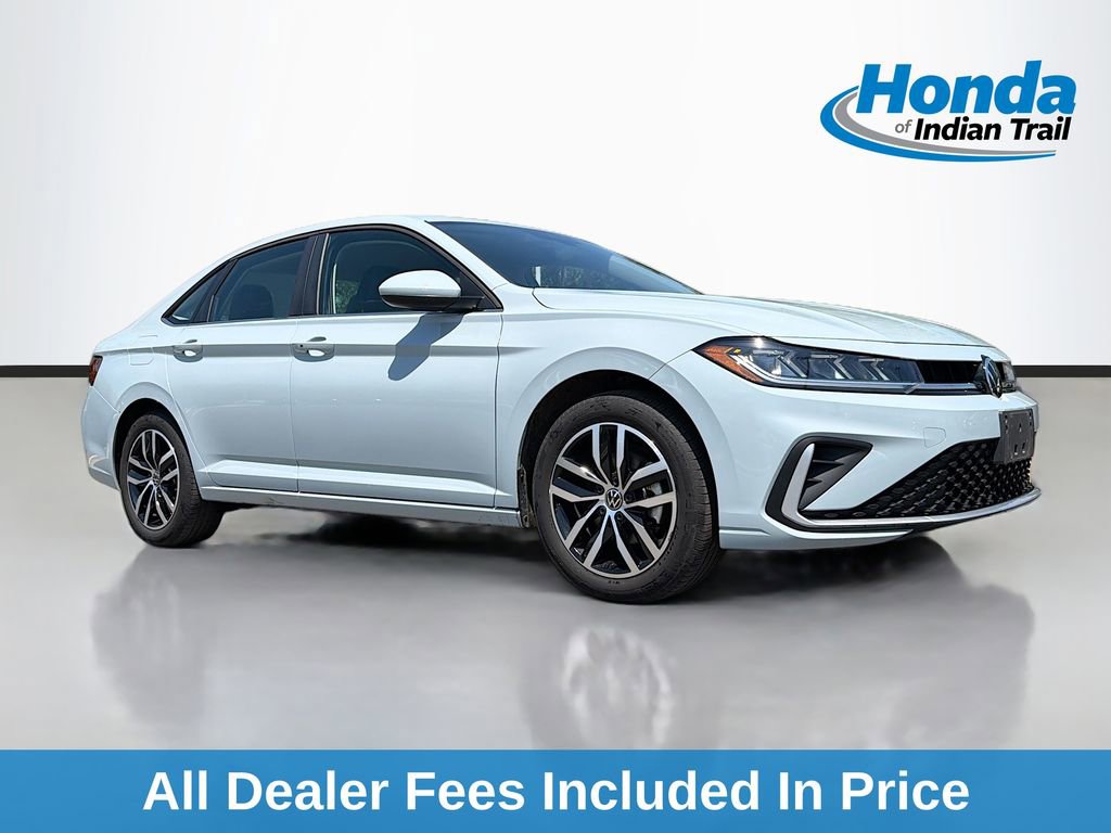 Used 2025 Volkswagen Jetta SE