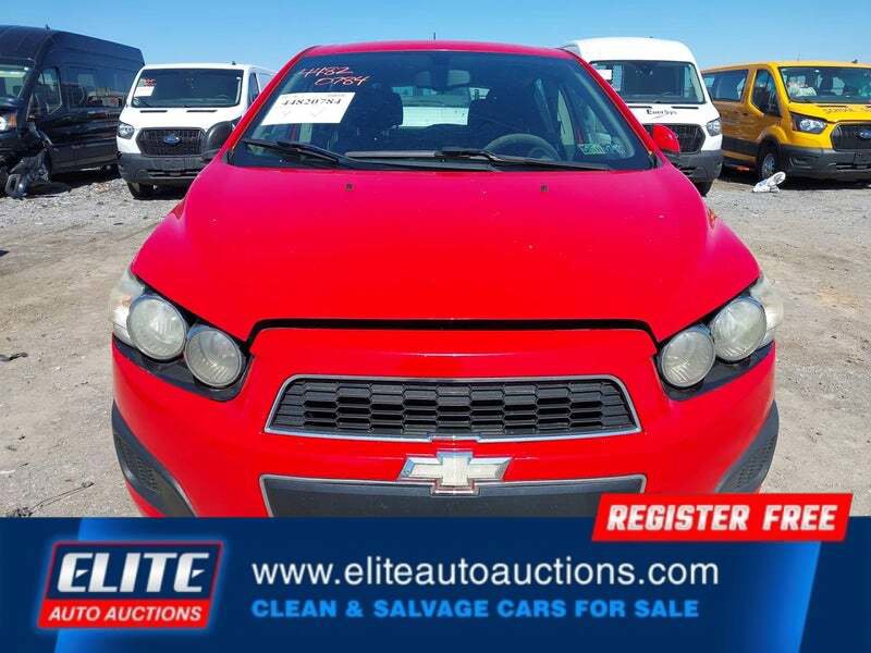 Used 2015 Chevrolet Sonic LT FWD image 12