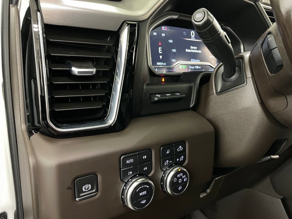 Certified 2024 GMC Sierra 3500 Denali w/ Denali Reserve Package AWD/4WD image 33
