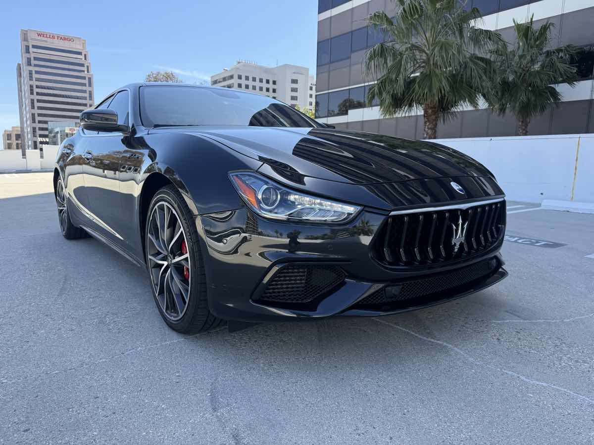 Used 2022 Maserati Ghibli Modena image 1