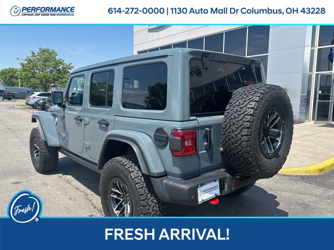 Used 2025 Jeep Wrangler Unlimited Rubicon AWD/4WD image 6