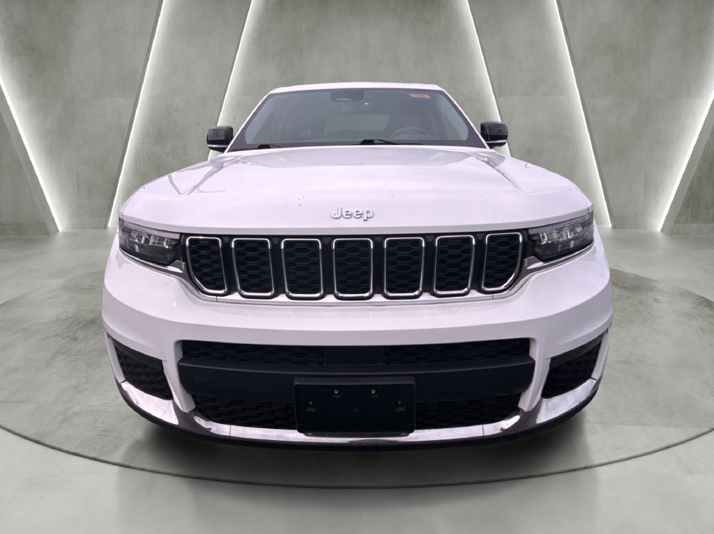 Used 2022 Jeep Grand Cherokee L Limited AWD/4WD image 8