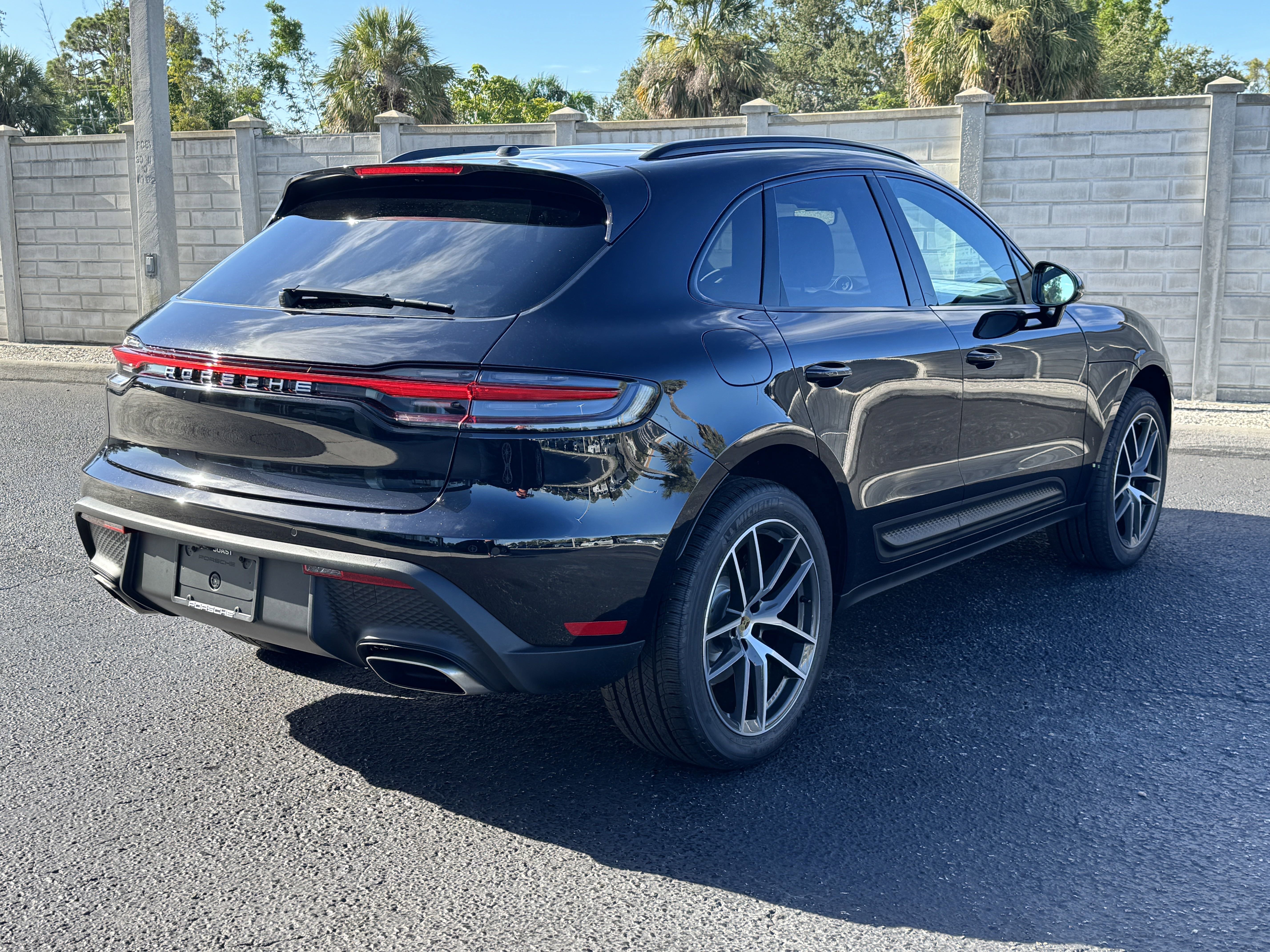 New 2025 Porsche Macan image 6