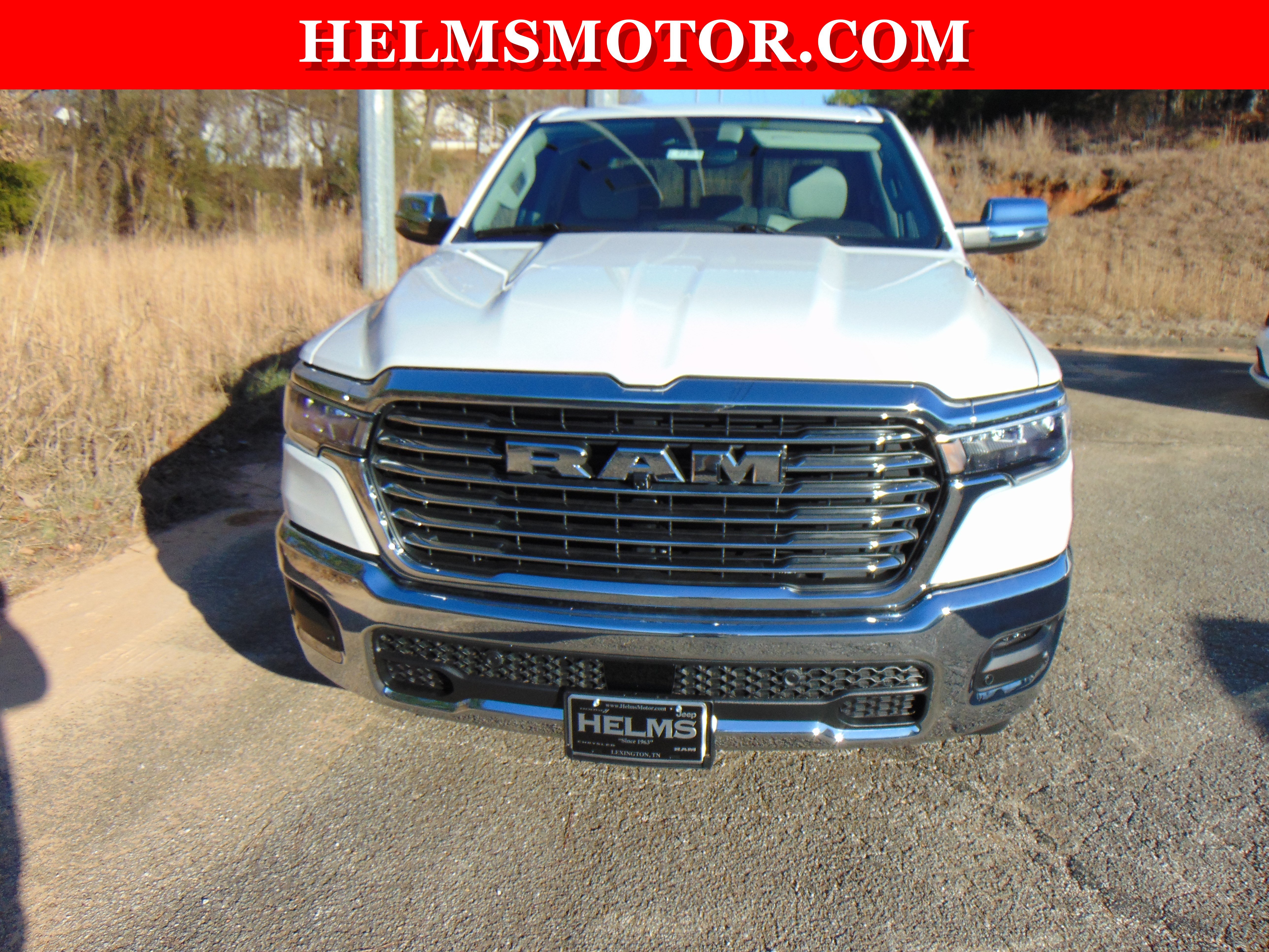 New 2026 RAM 1500 Laramie AWD/4WD image 15