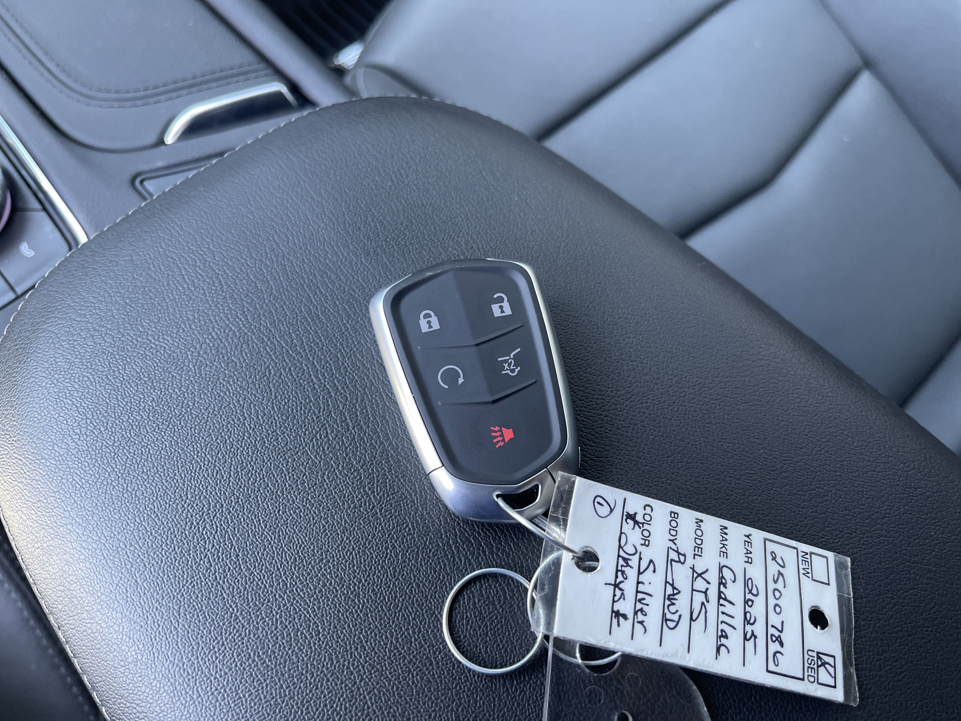 Used 2025 Cadillac XT5 Premium Luxury w/ Technology Package image 52