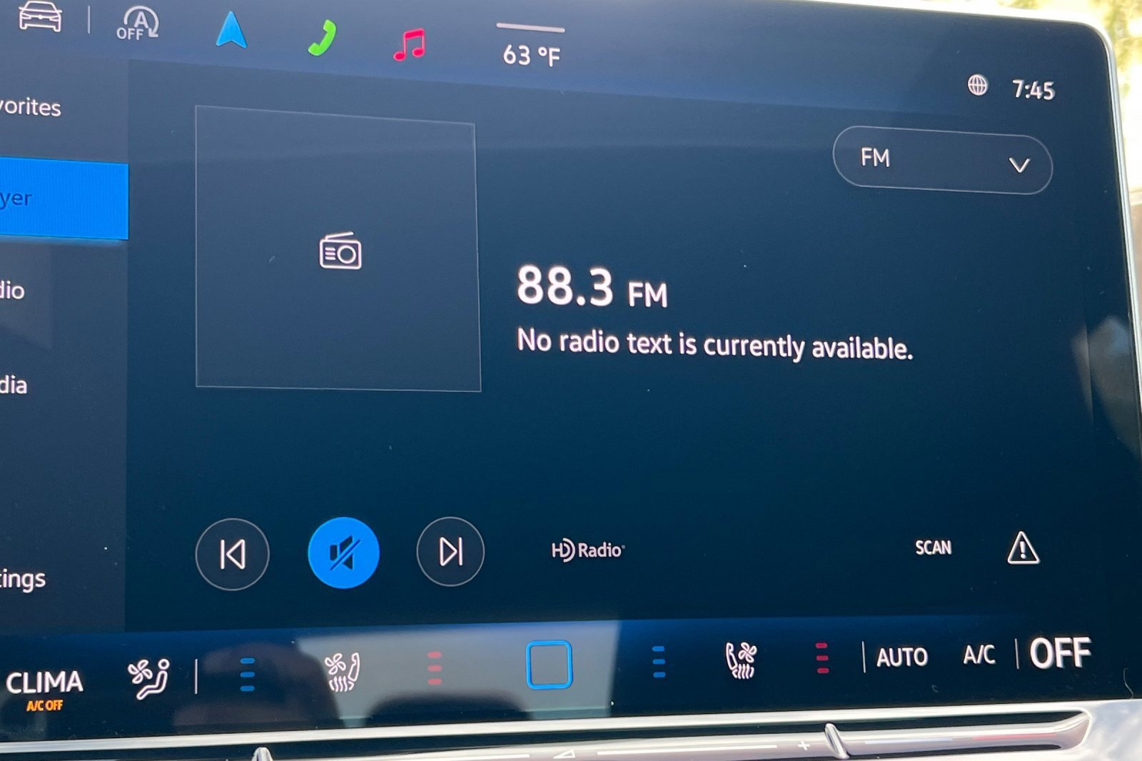 New 2025 Volkswagen Golf image 18