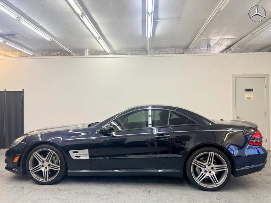 Used 2011 Mercedes-Benz SL 63 AMG image 11