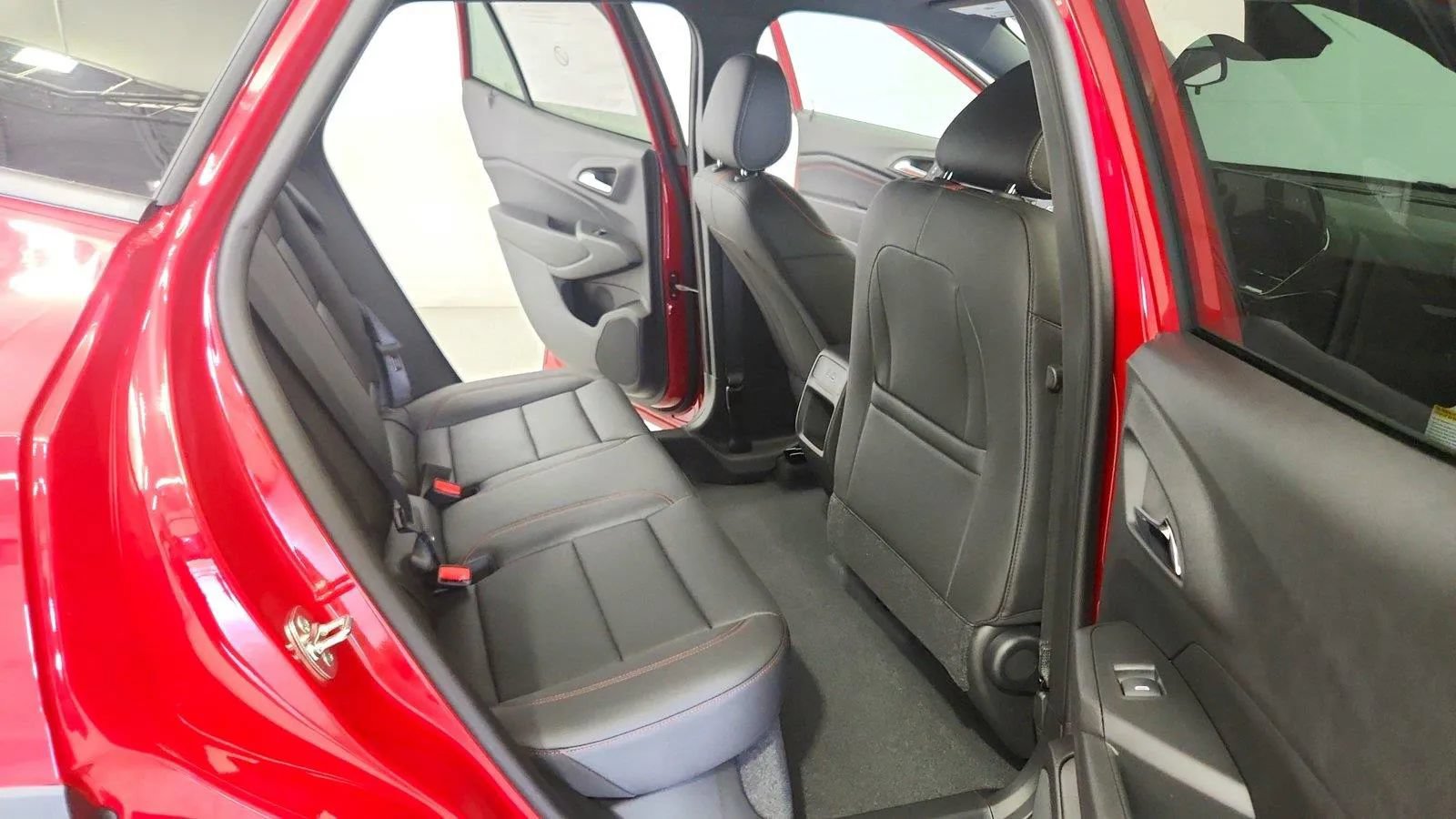 New 2026 Chevrolet Trax RS w/ Driver Confidence Package FWD image 29