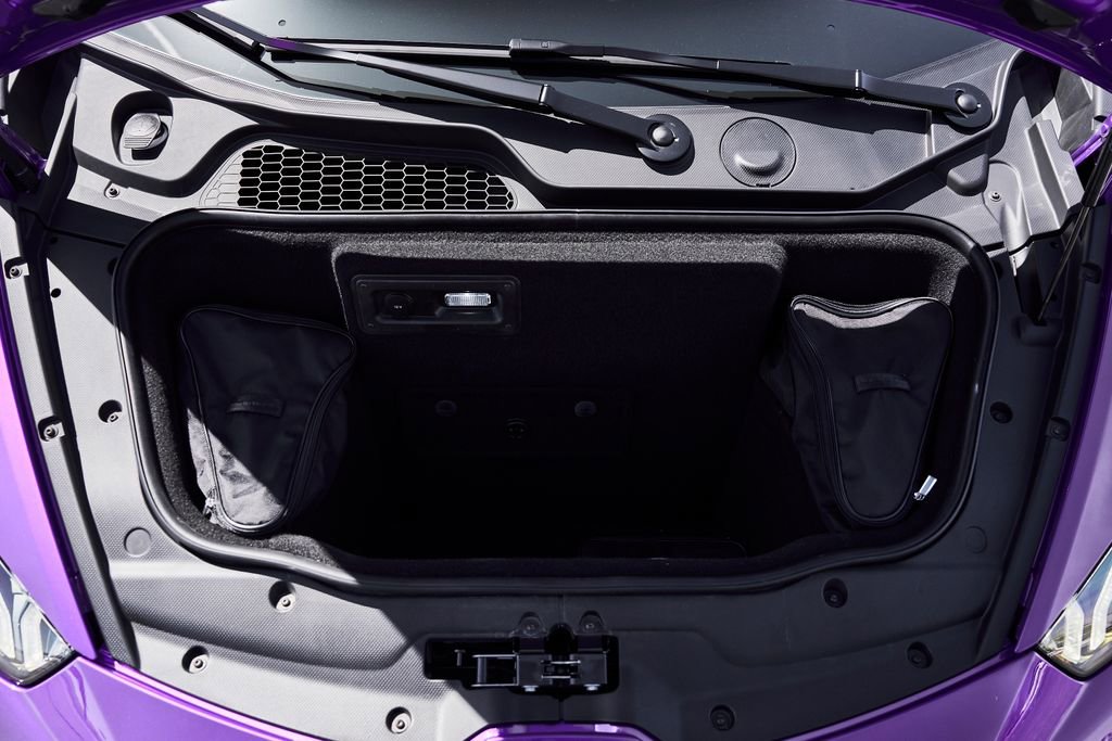 Used 2024 Lamborghini Huracan EVO image 19