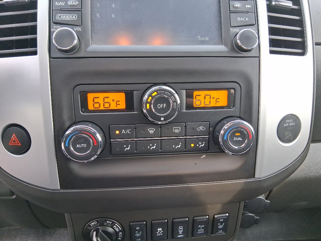 Used 2015 Nissan Frontier PRO-4X w/ Pro-4x Luxury Package image 16