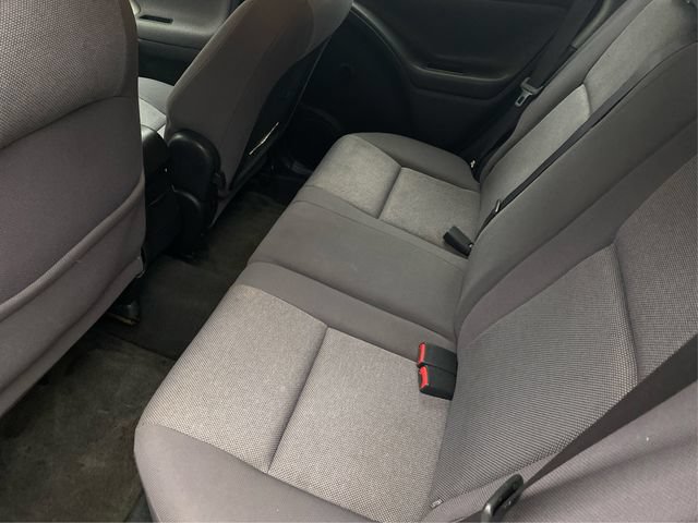 Used 2003 Pontiac Vibe w/ Power Group Value Package FWD image 11