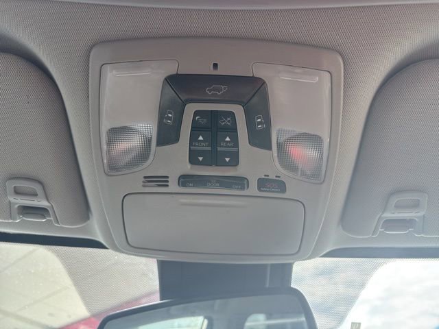 Used 2019 Toyota Sienna Limited Premium image 31