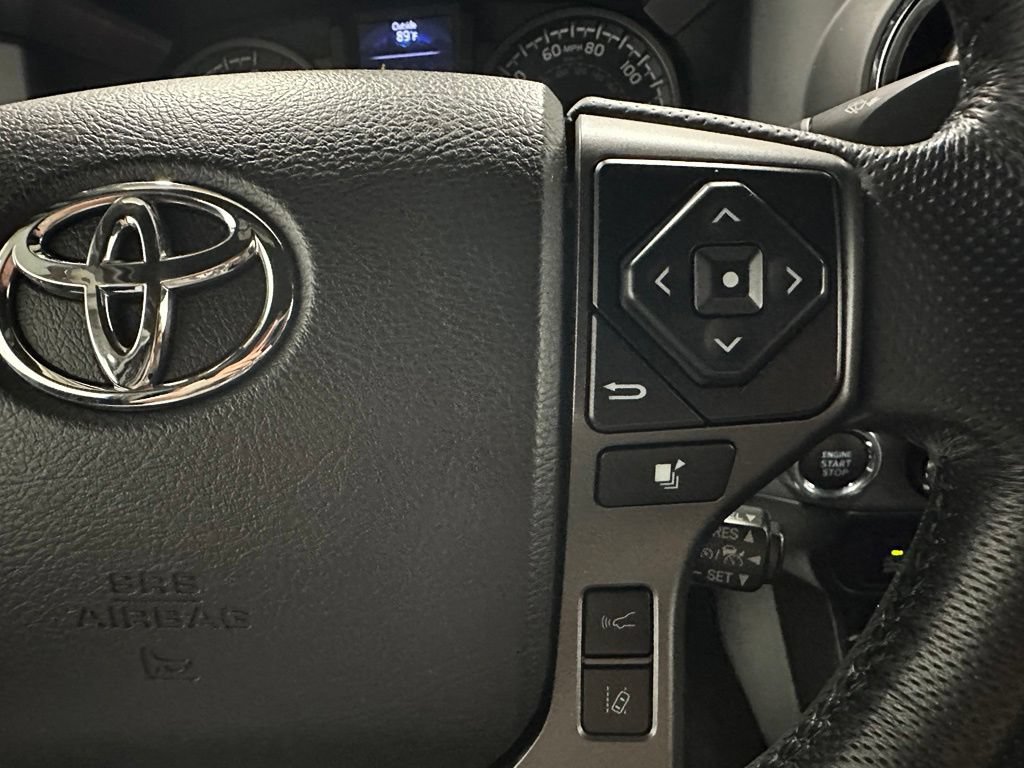Used 2021 Toyota Tacoma TRD Off-Road w/ Technology Package AWD/4WD image 20